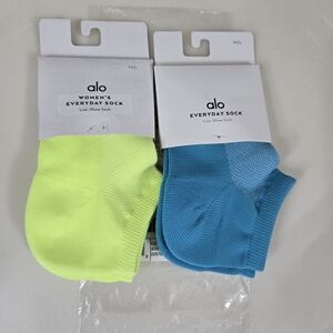 ALO Yoga Everyday Low Show Socks- M/L Set Of 2